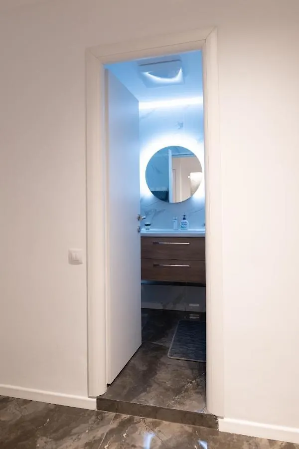 Garsoniera Lux Bd. Decebal Apartment Bucharest 0*,